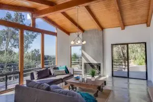 1781 Skyview Dr image 2