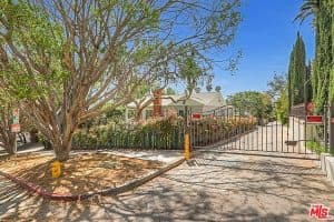 1937 N St Andrews Place image 19