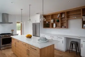 2121 Clifford St image 10