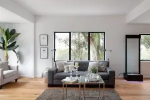 2121 Clifford St image 6