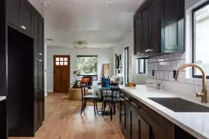 2241 Harwood St image 7