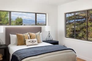 2335 Kenilworth Ave image 8