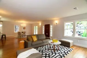 4123 Griffin Ave image 2