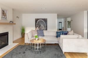 429 N Plymouth Blvd image 7