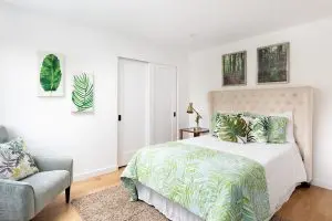 429 N Plymouth Blvd image 9