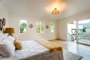 4727 Townsend Ave image 10