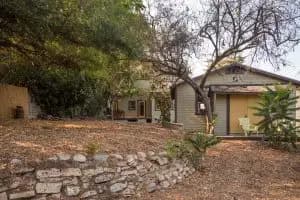 5346 Aldama St image 12